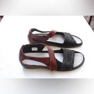 Naot Papaki sandals